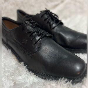 Born Black Leather Oxford Dress Shoes